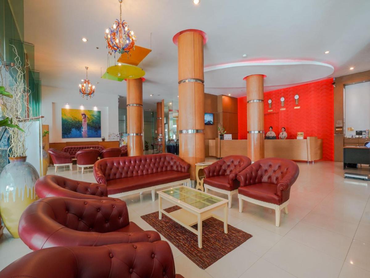 Baron Beach Hotel Pattaya Extérieur photo