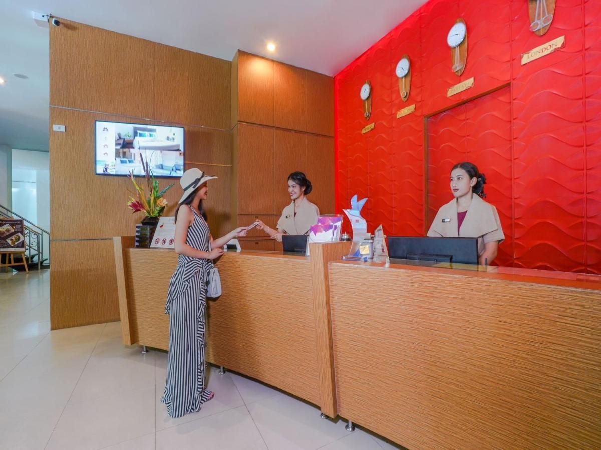 Baron Beach Hotel Pattaya Extérieur photo