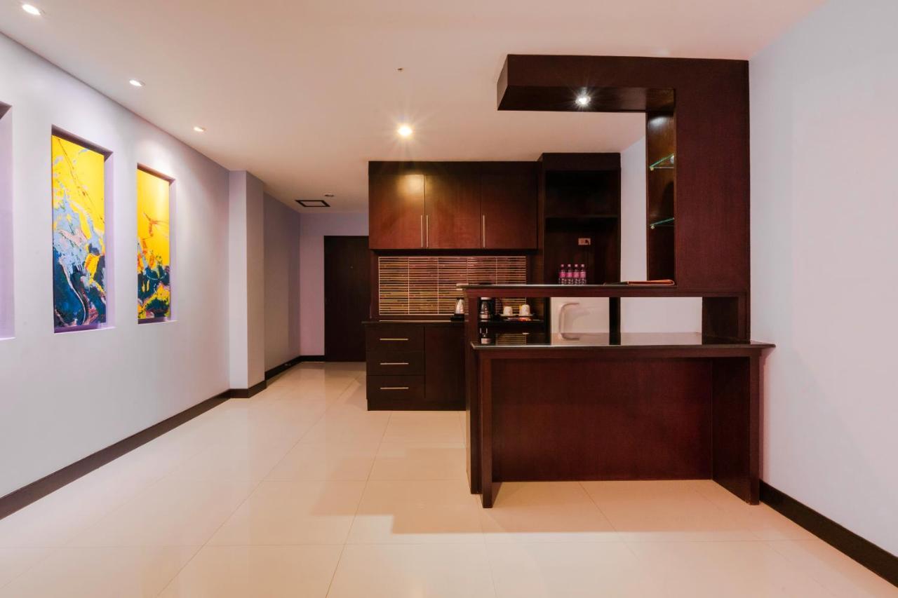 Baron Beach Hotel Pattaya Extérieur photo