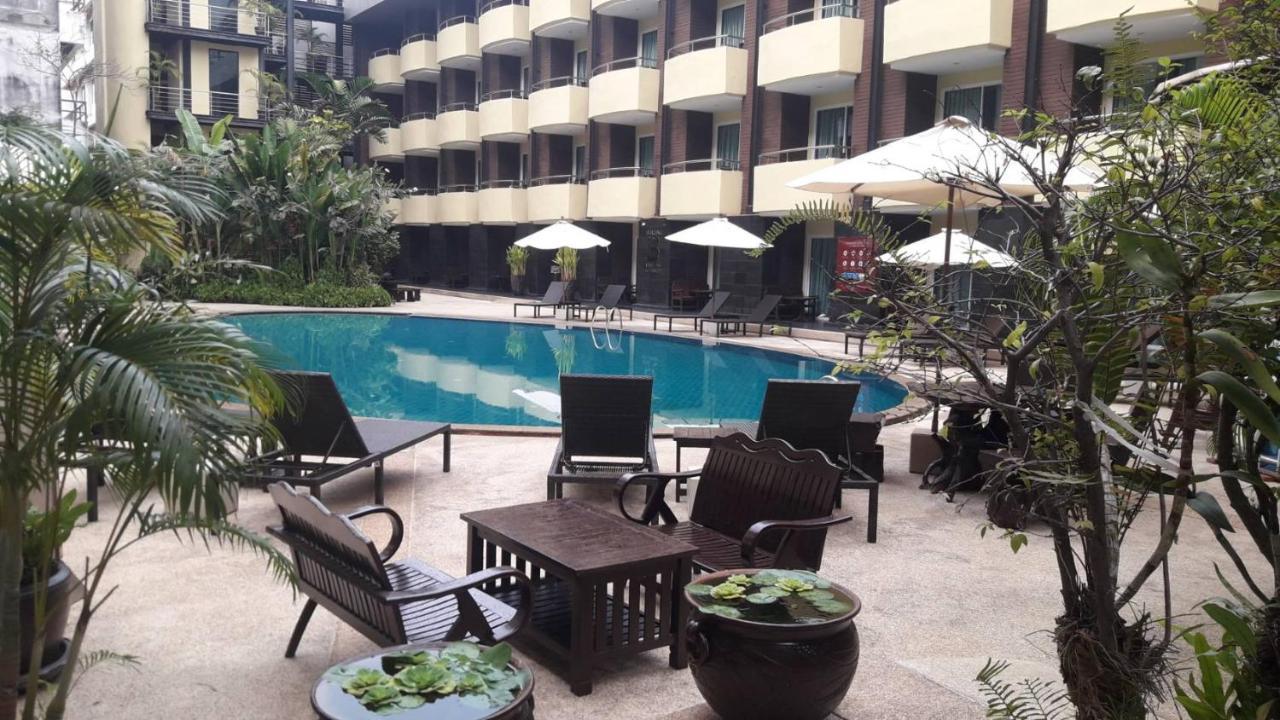 Baron Beach Hotel Pattaya Extérieur photo