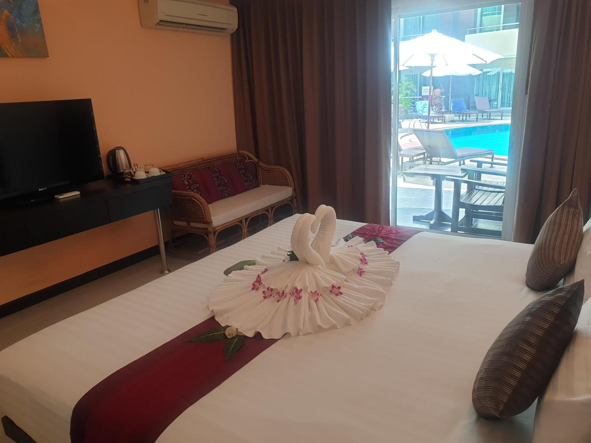 Baron Beach Hotel Pattaya Extérieur photo