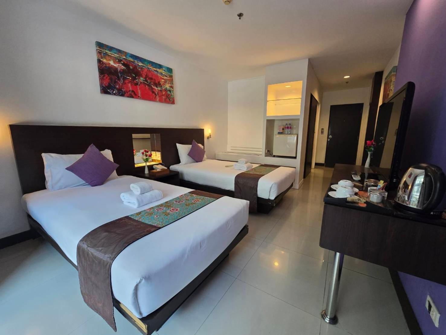 Baron Beach Hotel Pattaya Extérieur photo