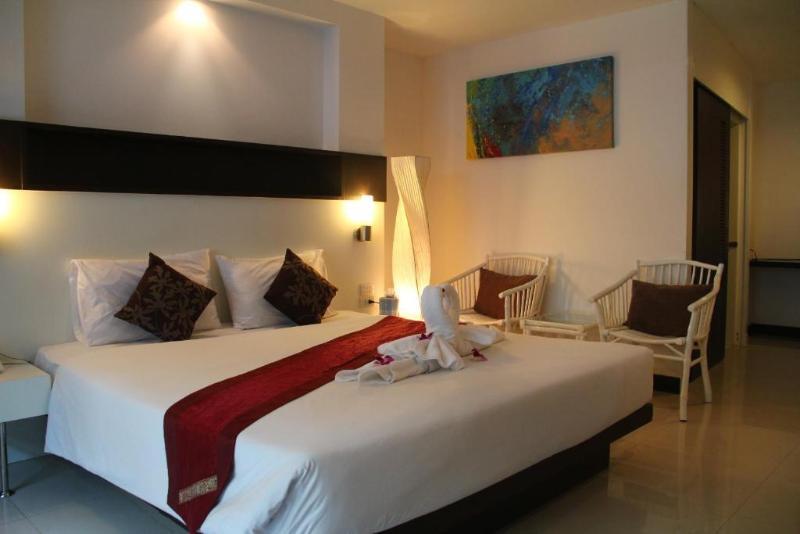 Baron Beach Hotel Pattaya Extérieur photo